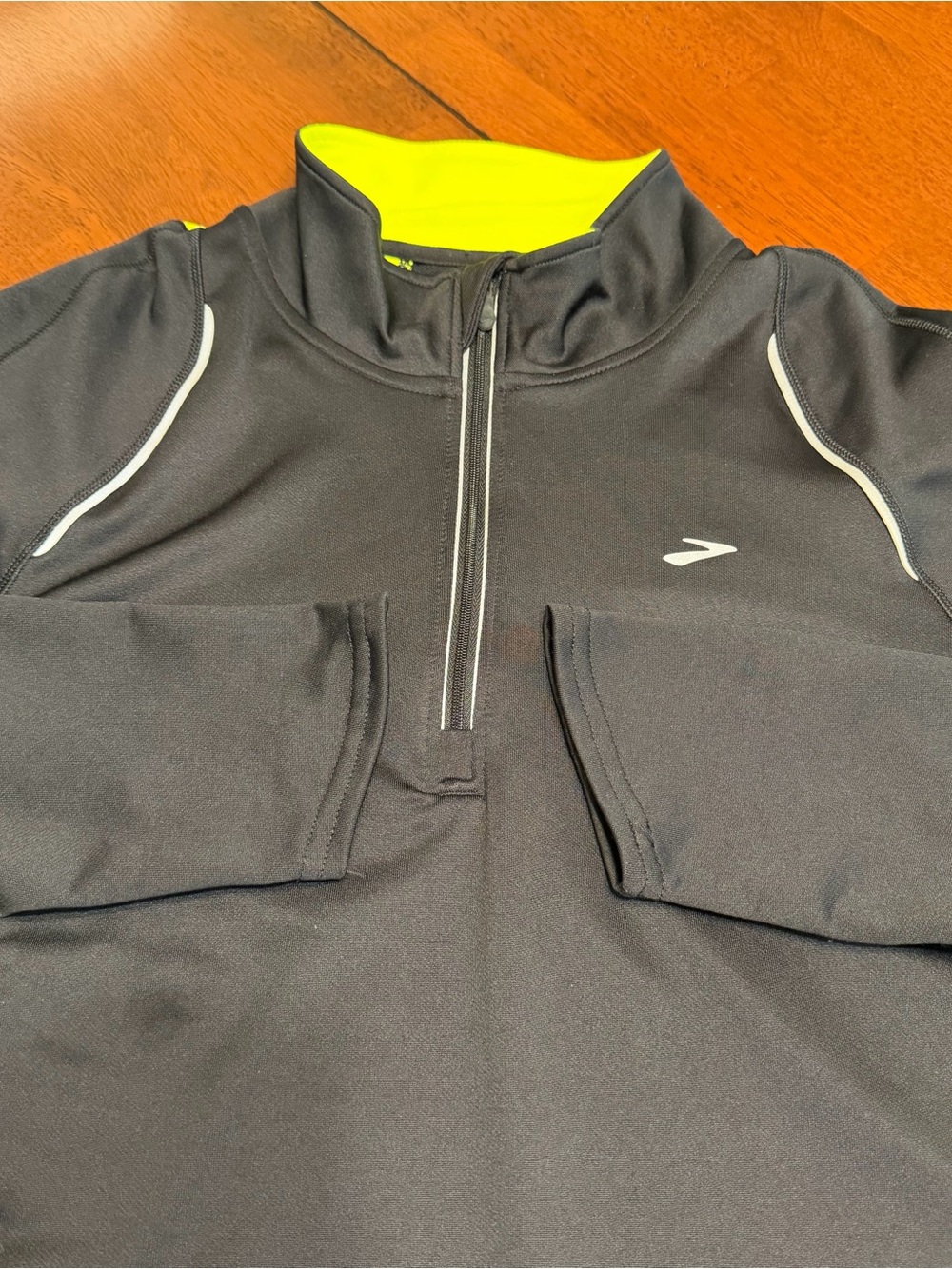 Brooks Running Shirt Men’s Size L Black Long Sleeve Quarter Zip Lightweight Soft